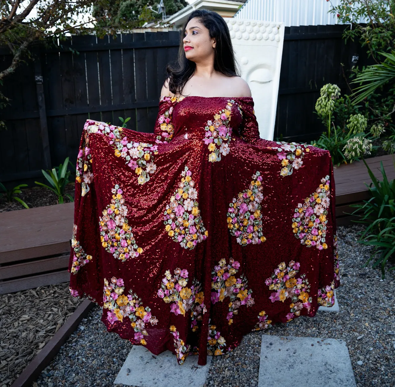 Naz Maroon Phool Aur  Sitara Gown