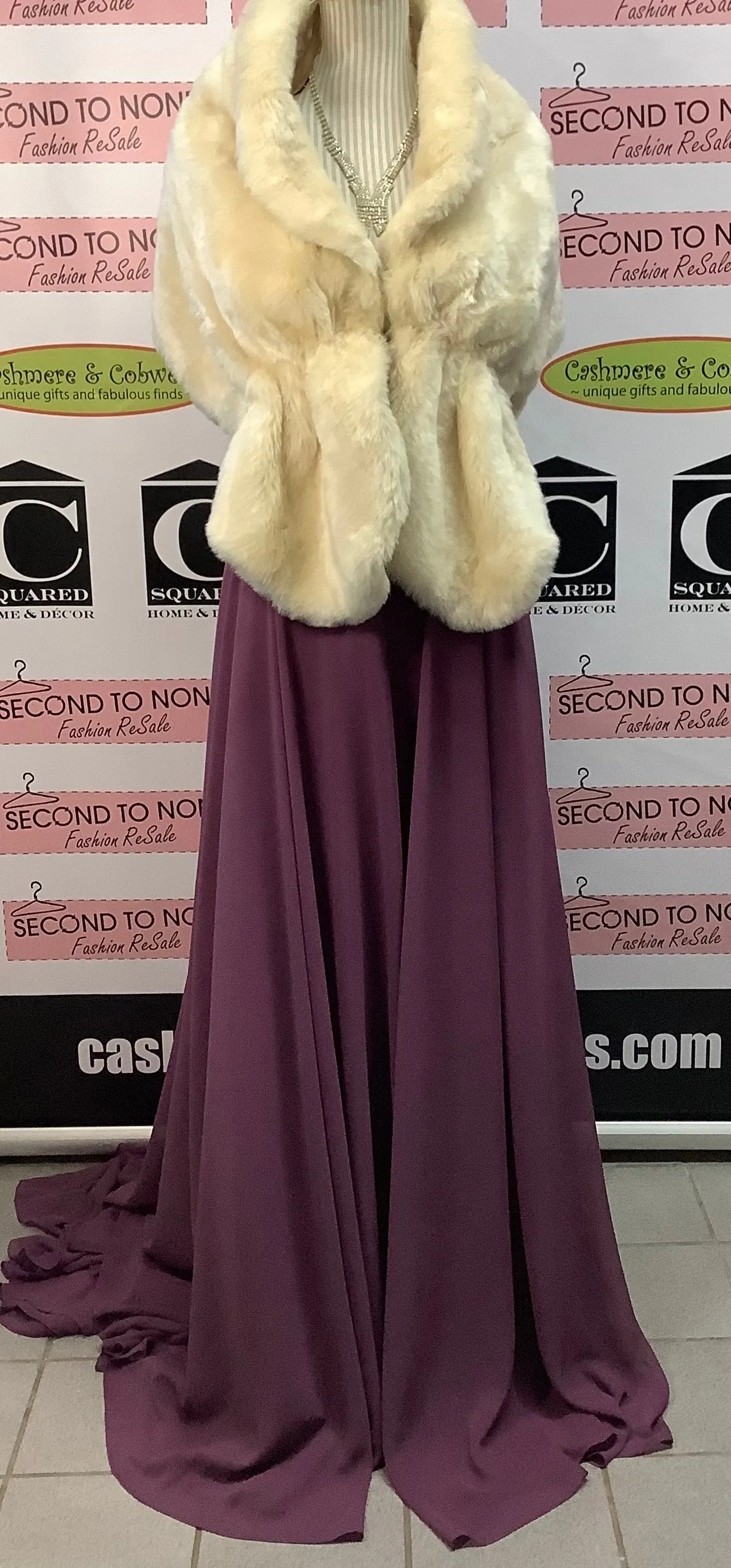 NWT J’Adore Deep V-Neck Evening Gown (Size 16)