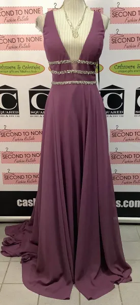 NWT J’Adore Deep V-Neck Evening Gown (Size 16)